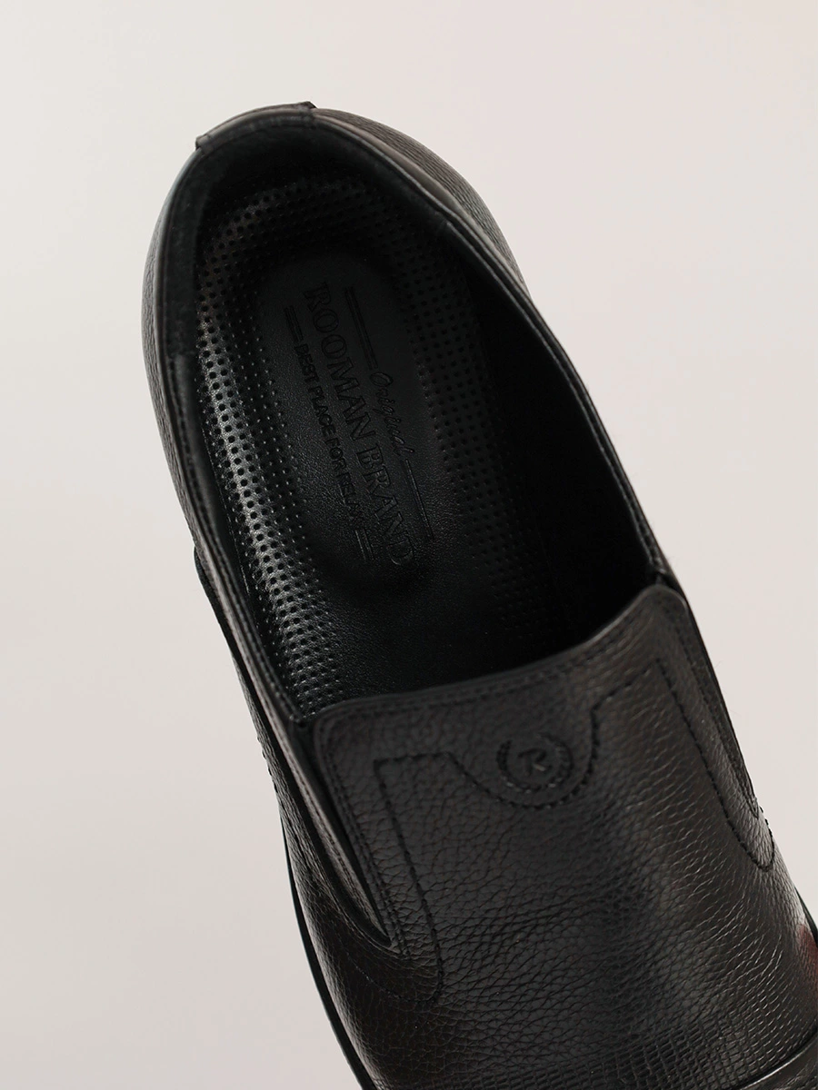 Туфли черные с эластичными вставками